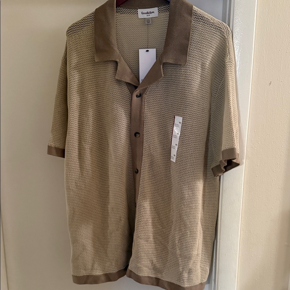 Mens XXL good fellow knit button up / NEW